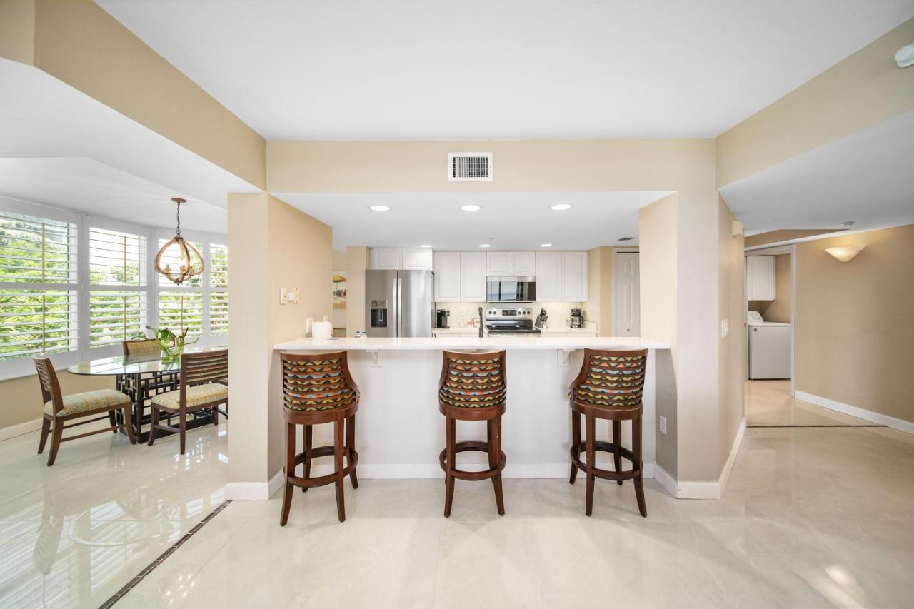 Gullwing Beach Front Resort Fort Myers Beach Eksteriør bilde